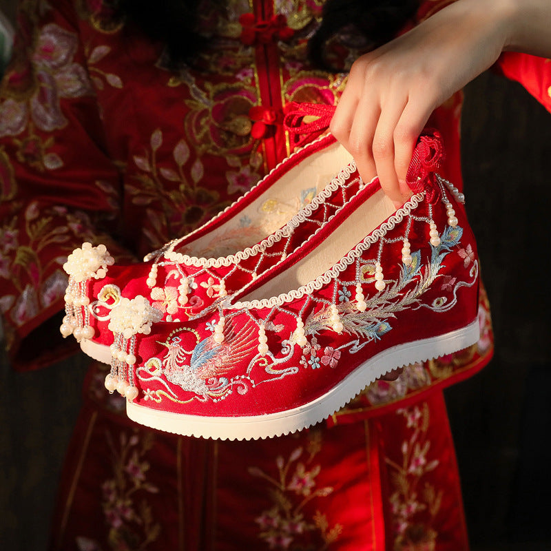 2024 Spring New Beaded Xiuhe Wedding Shoes – Tassel Embroidered Ancient Style Hanfu Bridal Shoes