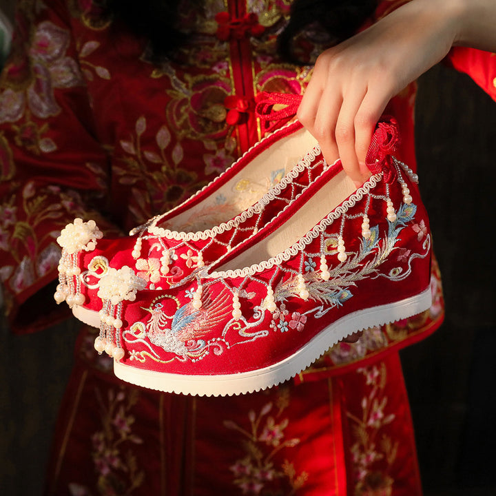 2024 Spring New Beaded Xiuhe Wedding Shoes – Tassel Embroidered Ancient Style Hanfu Bridal Shoes