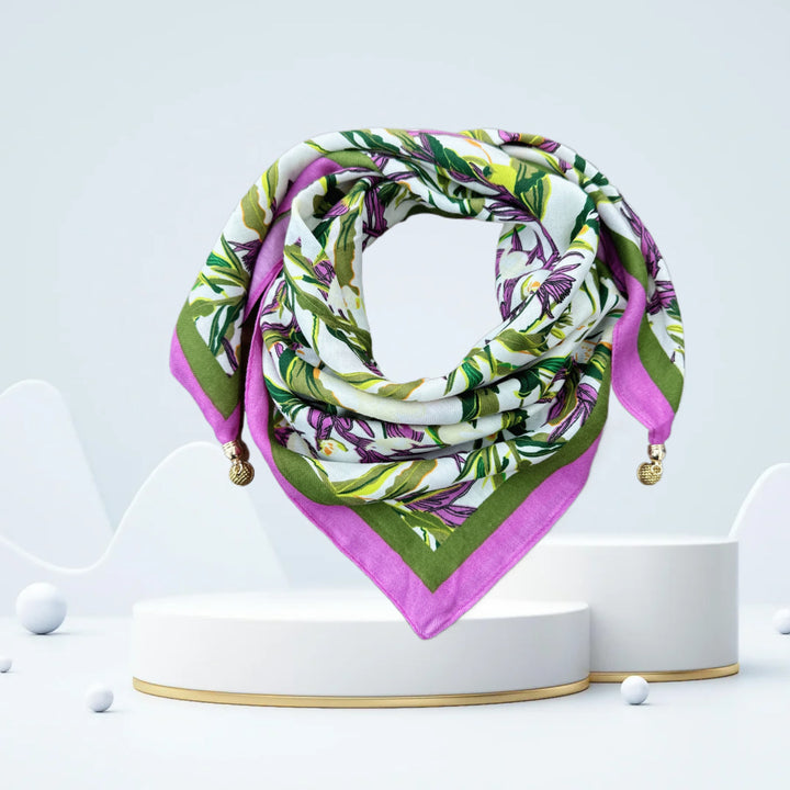 Vintage Print Magnetic Buckle Triangle Scarf – Elegant Lightweight Neck Scarf