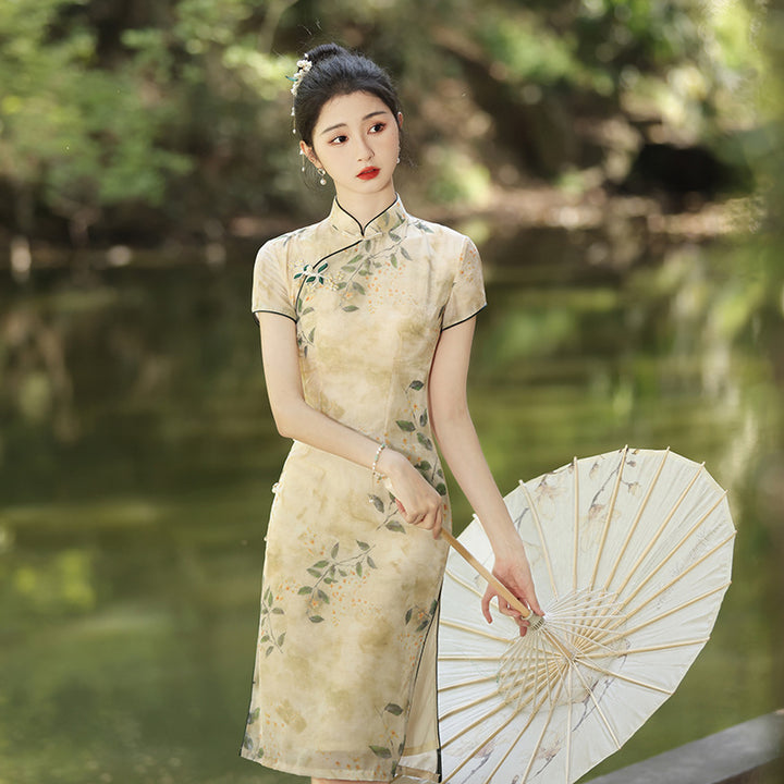 Cheongsam amarillo mejorado verano 2025 nuevo de alta gama para niñas jóvenes nuevo estilo chino estilo nacional enviar examen diario pequeño