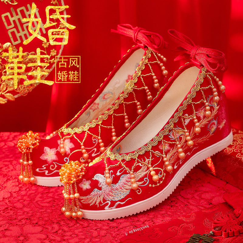 Original Ming-Style Chinese Embroidered Wedding Shoes with Tassels – Red Bridal Shoes