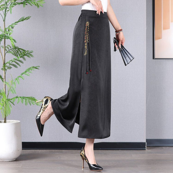 2024 New Women's Chinese-Style Embroidered Mamen Skirt | Elegant, Slimming, Mid-Length Fashion Skirt