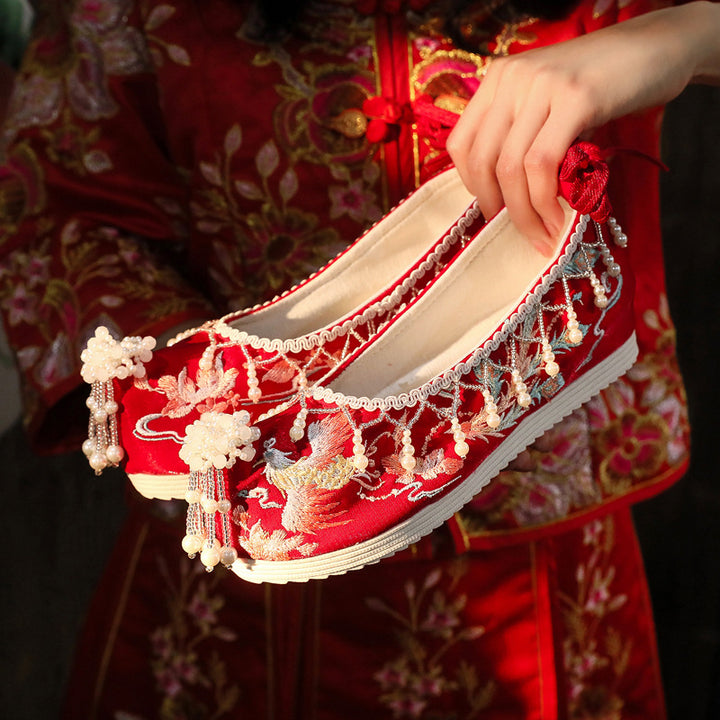2024 Spring New Beaded Xiuhe Wedding Shoes – Tassel Embroidered Ancient Style Hanfu Bridal Shoes