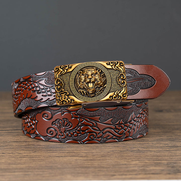 Nueva oferta: Cinturón con hebilla automática del zodiaco y grabado de dragón, de piel de vacuno de doble capa, moderno, informal y con un diseño atrevido.