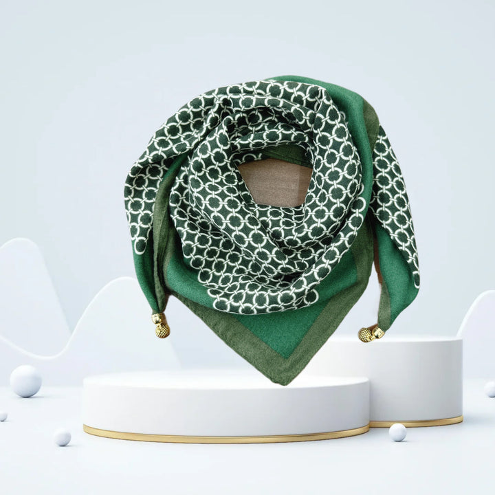 Vintage Print Magnetic Buckle Triangle Scarf – Elegant Lightweight Neck Scarf