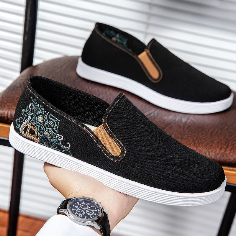 2024 New Ethnic Style Chinese Embroidered Canvas Shoes – Breathable Slip-On Men’s Summer Shoes