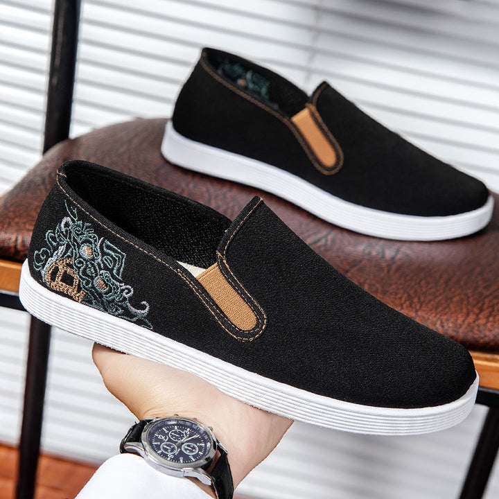 2024 New Ethnic Style Chinese Embroidered Canvas Shoes – Breathable Slip-On Men’s Summer Shoes