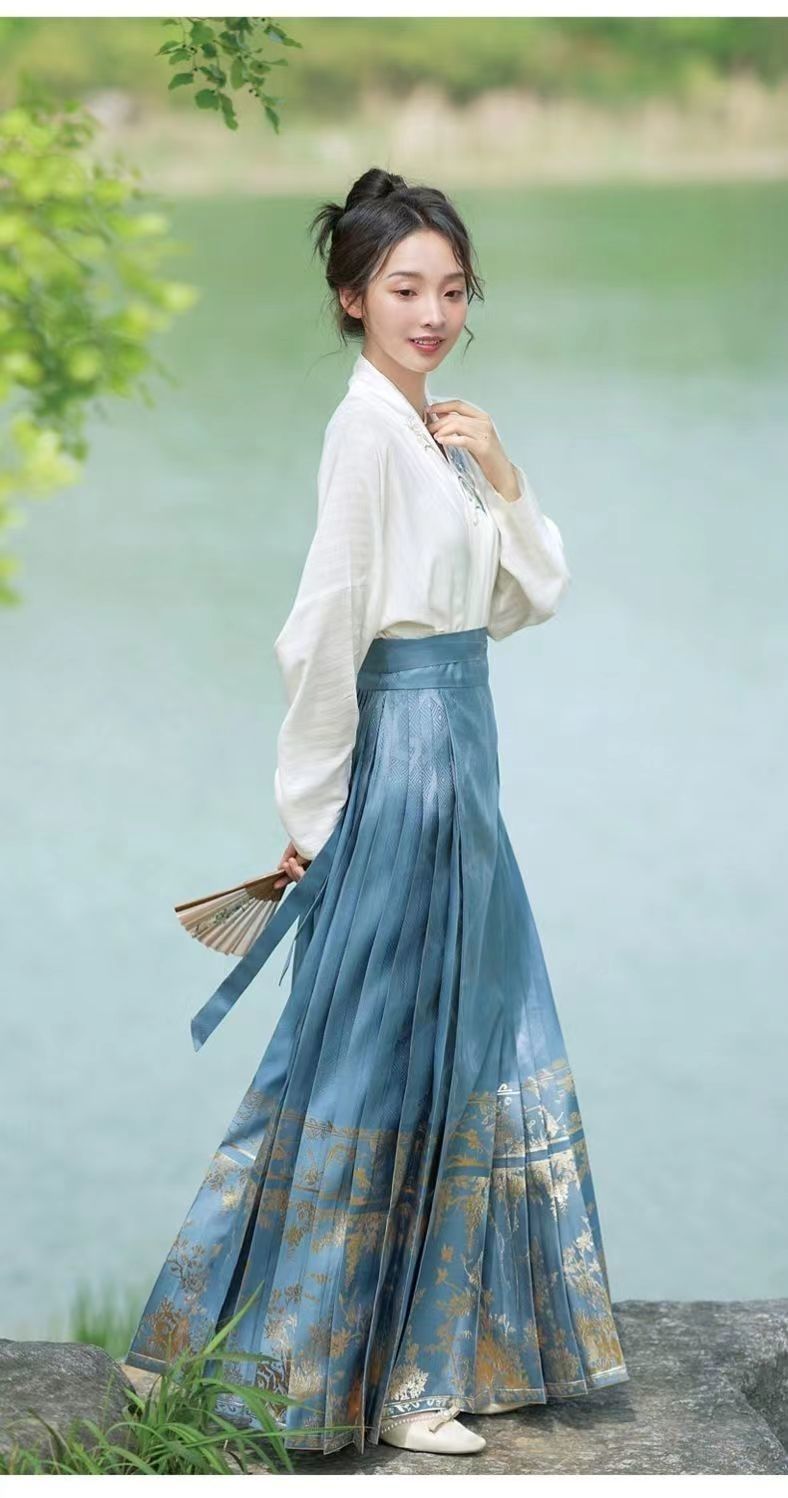 Summer Hanfu Women's New Collection | Simple Floral Ma Mian Skirt Full Set - "Man Ting Fang" Lightweight Commuter Ancient Costume