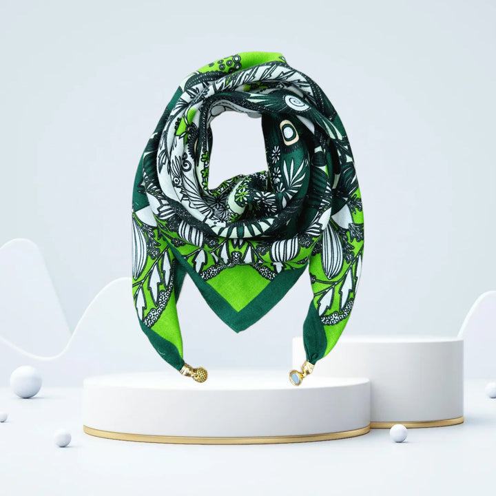 Vintage Print Magnetic Buckle Triangle Scarf – Elegant Lightweight Neck Scarf