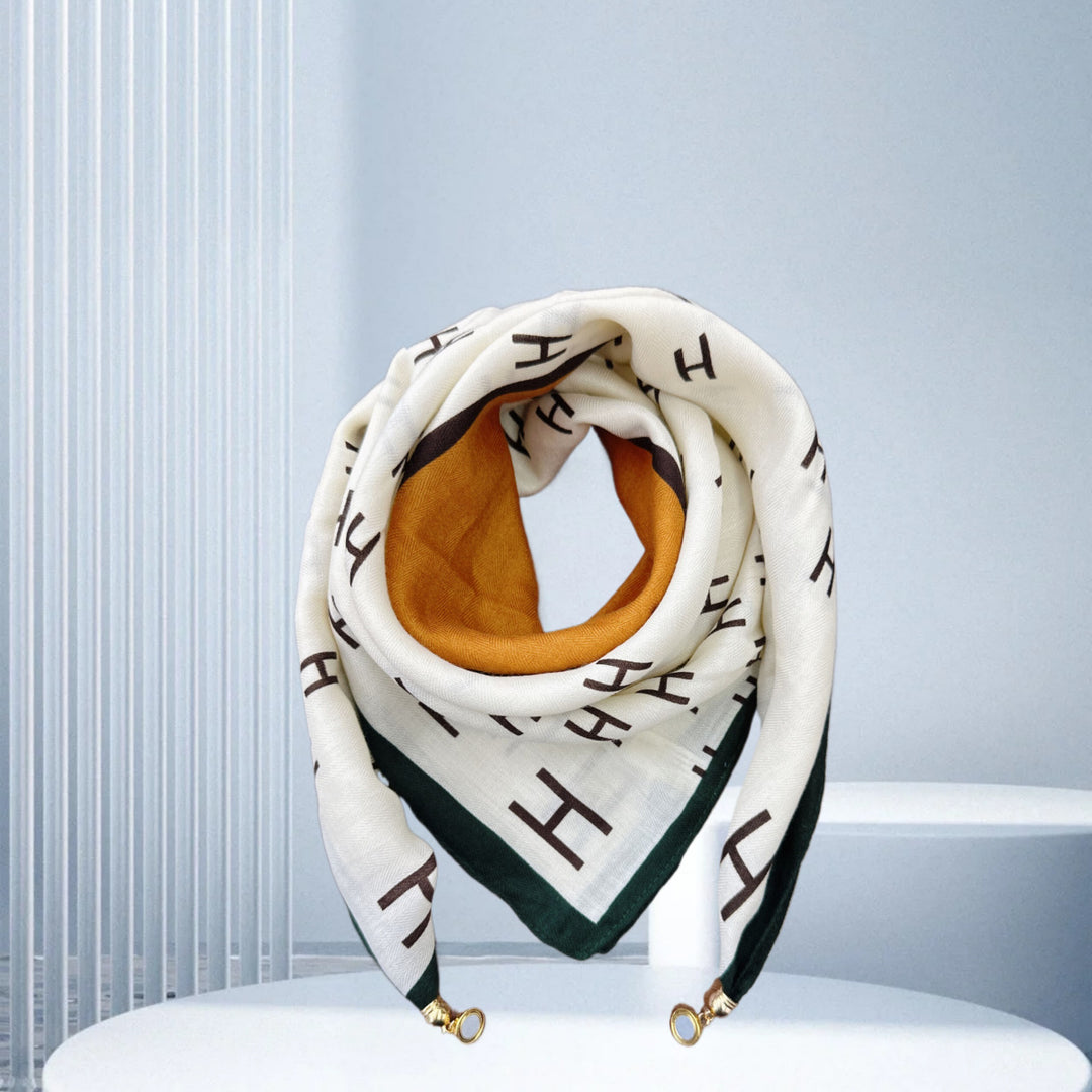 Vintage Print Magnetic Buckle Triangle Scarf – Elegant Lightweight Neck Scarf