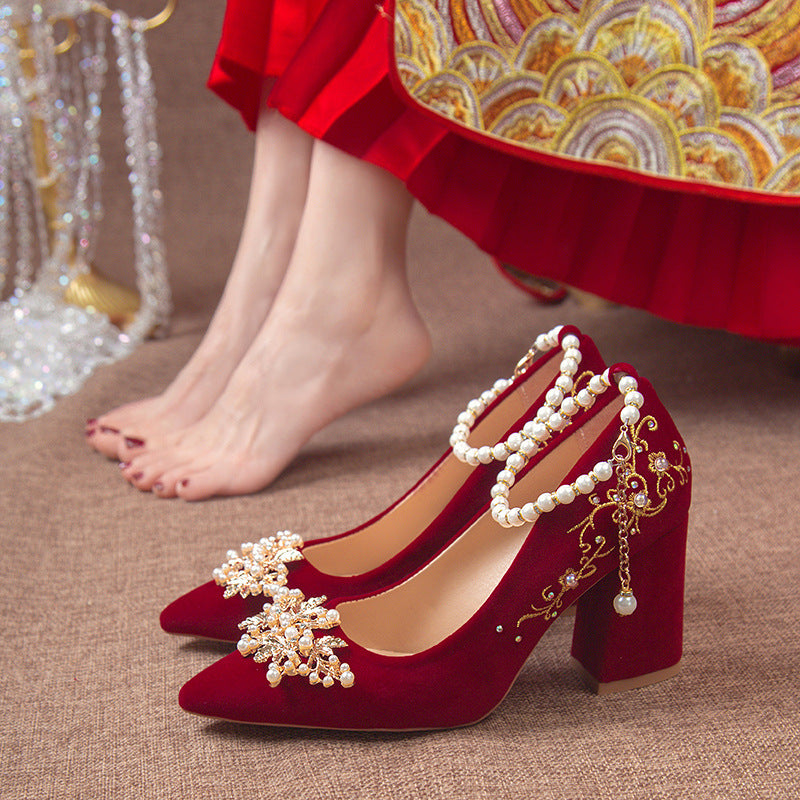 Pointed thick heel wedding shoes 2024 new Chinese style Xiuhe toast dress wine red bride wedding shoes female pregnant woman