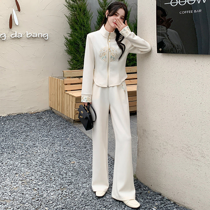 Conjunto deportivo informal de estilo chino para mujer, primavera 2024, con cárdigan abierto elegante y pantalones anchos.
