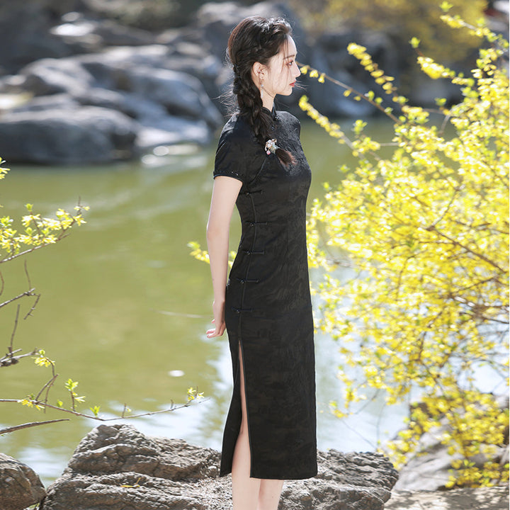Cheongsam negro de verano mejorado, nuevo, de temperamento delgado, estilo medio y largo, se puede usar en banquetes, vestido estilo Chanel.
