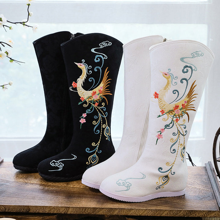 Botas largas 2023 otoño e invierno nuevos zapatos de tela bordada Hanfu botas altas más botas de baile cuadrado de estilo étnico de terciopelo