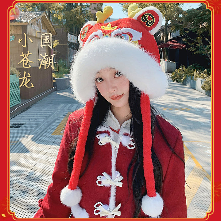Sombrero rojo de tendencia nacional de otoño e invierno: bonito gorro unisex de felpa con protección para las orejas, diseño de cabeza de dragón y león, cálido y moldeable.