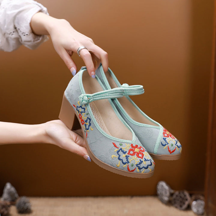 2024 New Spring & Autumn High Heel Embroidered Platform Shoes – Traditional Chinese Style, Ethnic Floral Design, Women's Costume Shoes