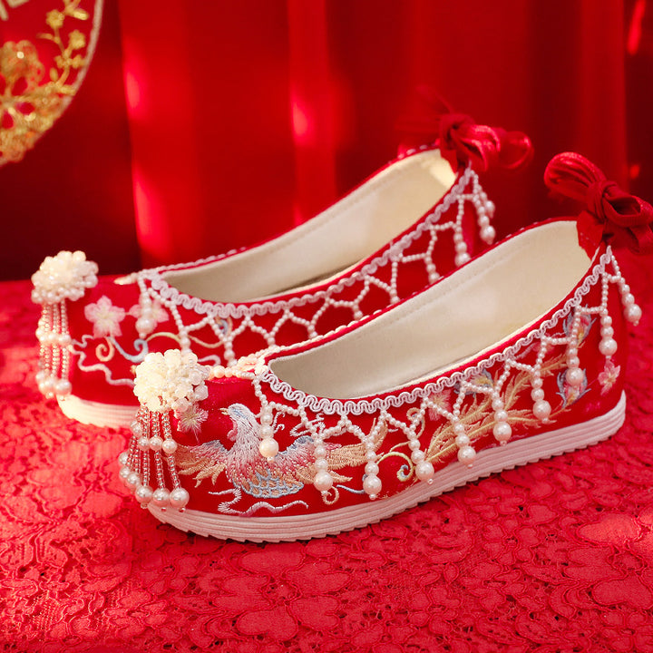 Original Ming-Style Chinese Embroidered Wedding Shoes with Tassels – Red Bridal Shoes