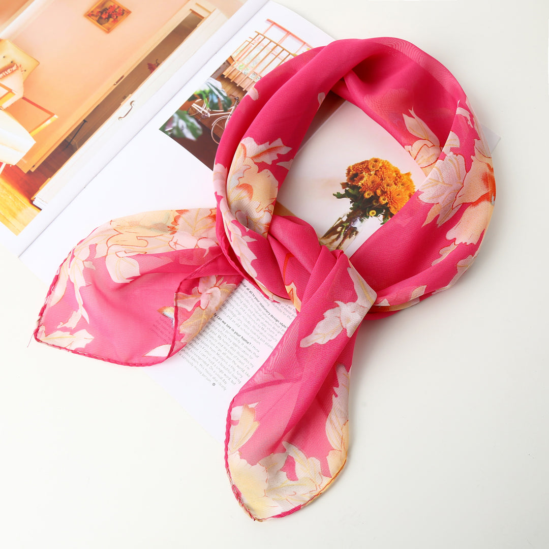 Pañuelo cuadrado pequeño estilo chino: versátil pañuelo de seda estampado para mujer, pañuelo para la cabeza, elegante pañuelo para el cuello, venta directa al por mayor.