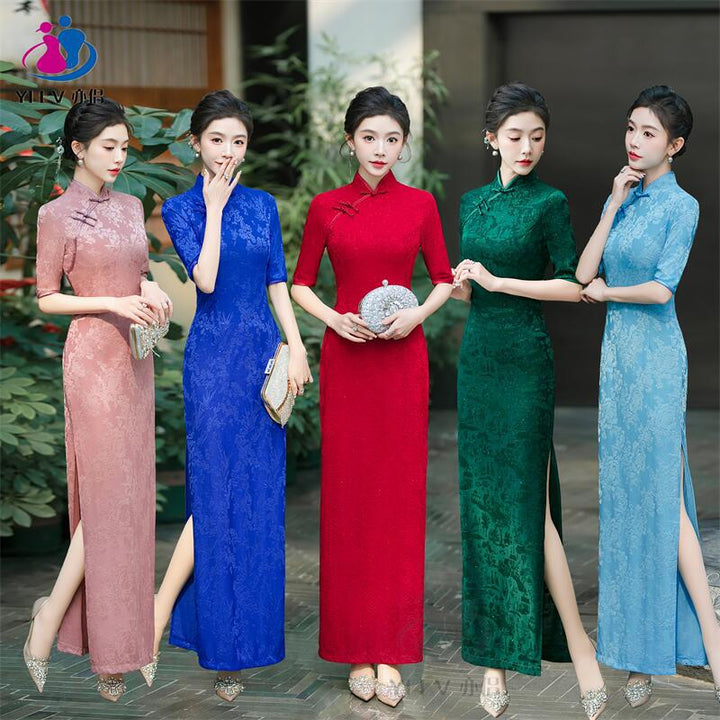 Nuevo cheongsam rojo 2025, vestido largo mejorado para desfiles y reuniones anuales, vestido para brindis, vestido de compromiso juvenil.