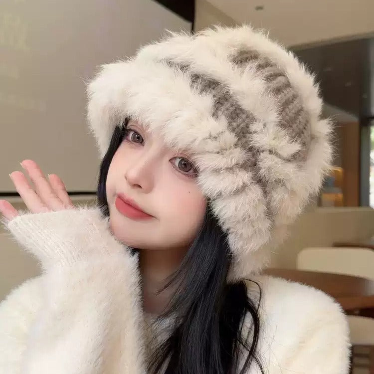 Gorro de pescador de punto de piel de conejo para mujer: protección auditiva para otoño e invierno, hilo de punto cálido, gorro de felpa con cabeza de león de tendencia nacional.