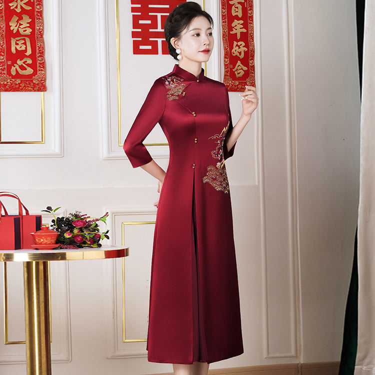 Vestido cheongsam de acetato de alta gama para invitadas de boda (colección primavera/otoño)