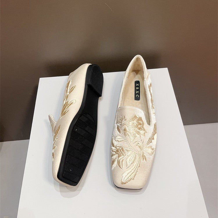2024 New Chinese Style Square-Toe Flats – Soft Sole Embroidered Qipao Shoes with Fleece Lining