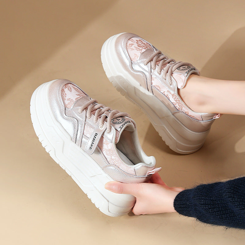 2024 Spring New Chinese-Style Women's Shoes: Embroidered Platform Sneakers with Casual Elevated Sole
