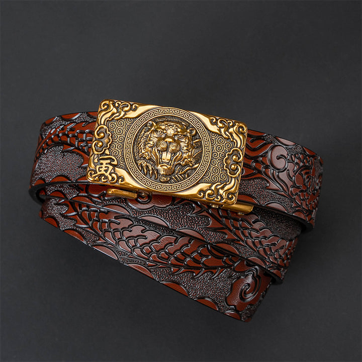Nueva oferta: Cinturón con hebilla automática del zodiaco y grabado de dragón, de piel de vacuno de doble capa, moderno, informal y con un diseño atrevido.