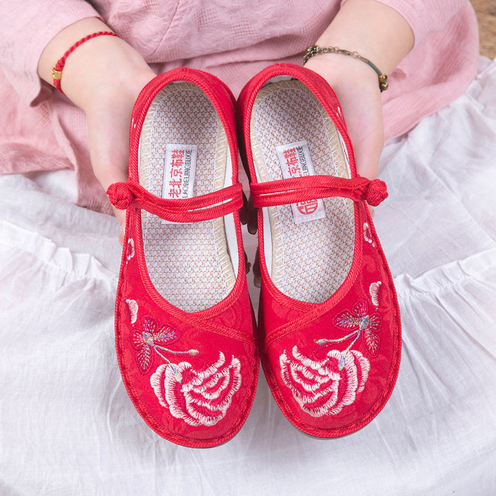 2024 New Women's Old Beijing Cloth Shoes – Spring and Autumn Ethnic Style Embroidered Hanfu Flats for Middle-Aged and Elderly Women