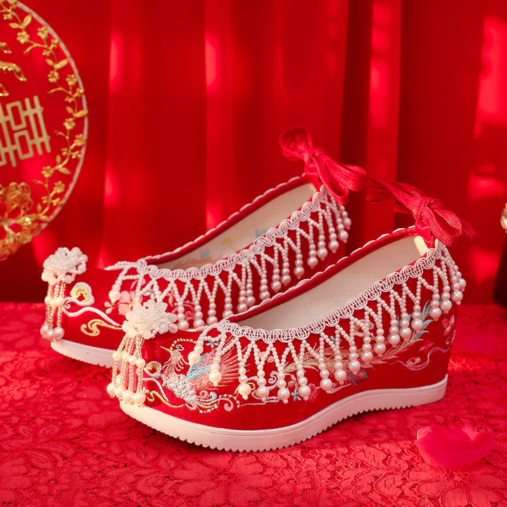 2024 Spring New Beaded Xiuhe Wedding Shoes – Tassel Embroidered Ancient Style Hanfu Bridal Shoes