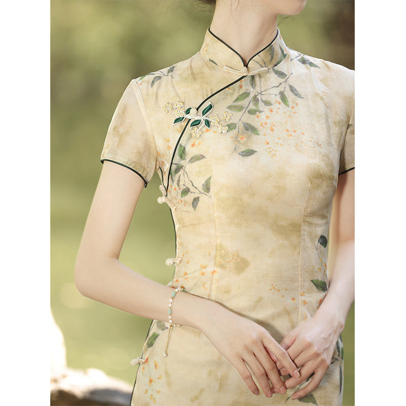 Cheongsam amarillo mejorado verano 2025 nuevo de alta gama para niñas jóvenes nuevo estilo chino estilo nacional enviar examen diario pequeño