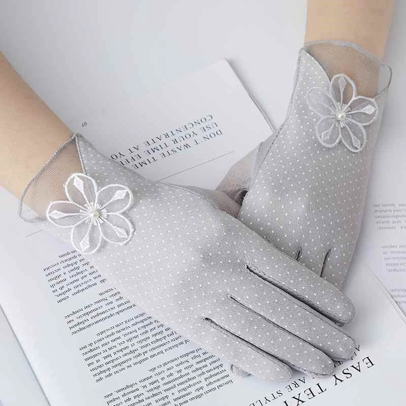 Guantes de moda de estilo chino, de verano, de encaje fino para mujer, con protección UV, para ciclismo al aire libre, compatibles con pantallas táctiles, transpirables, para conducir.