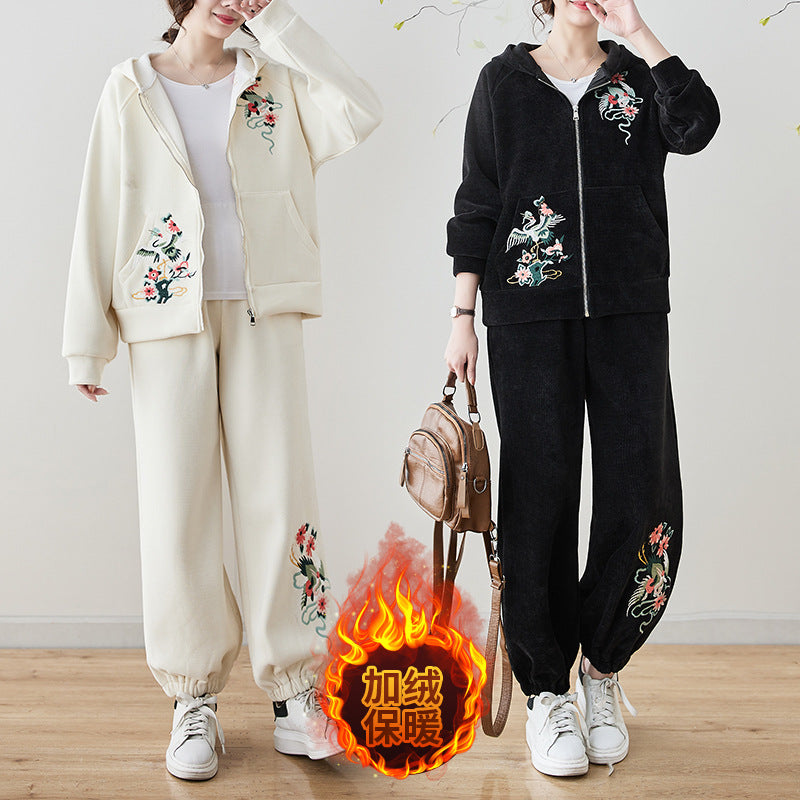 Conjunto étnico invernal de talla grande, de alta calidad y antiedad: sudadera bordada de tendencia nacional y pantalones largos holgados.