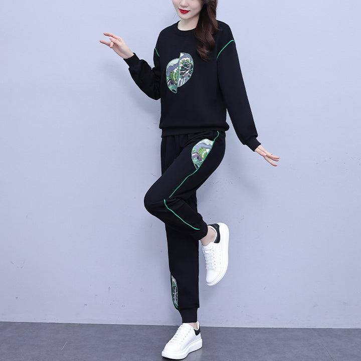 Conjunto deportivo de talla grande estilo chino para mujer, colección primavera 2024, sudadera informal bordada con cuello alto y botones anudados, conjunto de dos piezas.