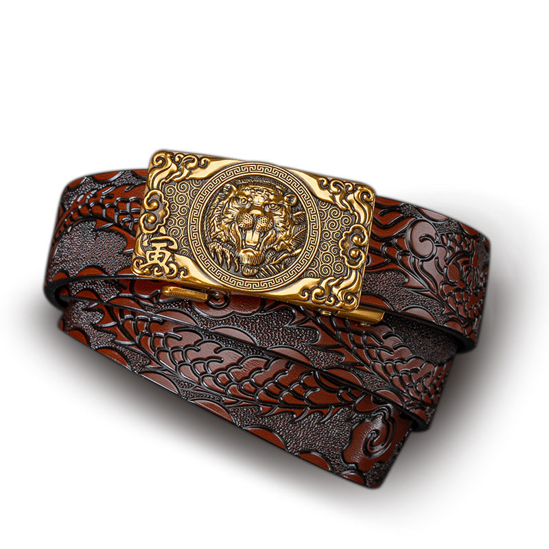 Nueva oferta: Cinturón con hebilla automática del zodiaco y grabado de dragón, de piel de vacuno de doble capa, moderno, informal y con un diseño atrevido.