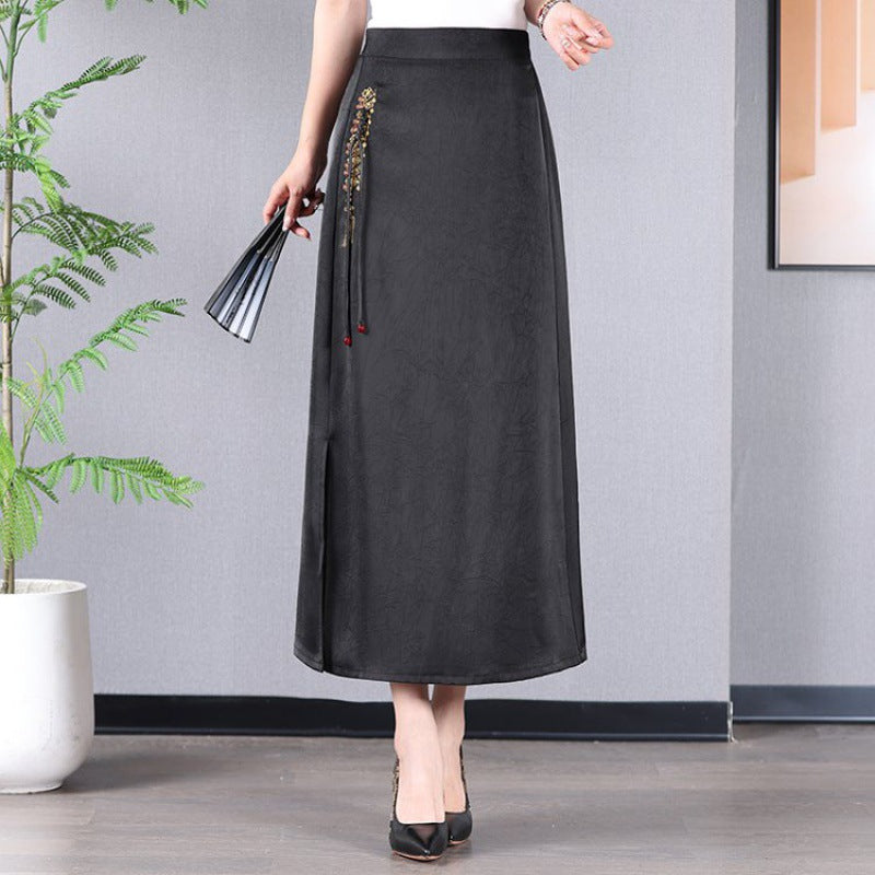 2024 New Women's Chinese-Style Embroidered Mamen Skirt | Elegant, Slimming, Mid-Length Fashion Skirt