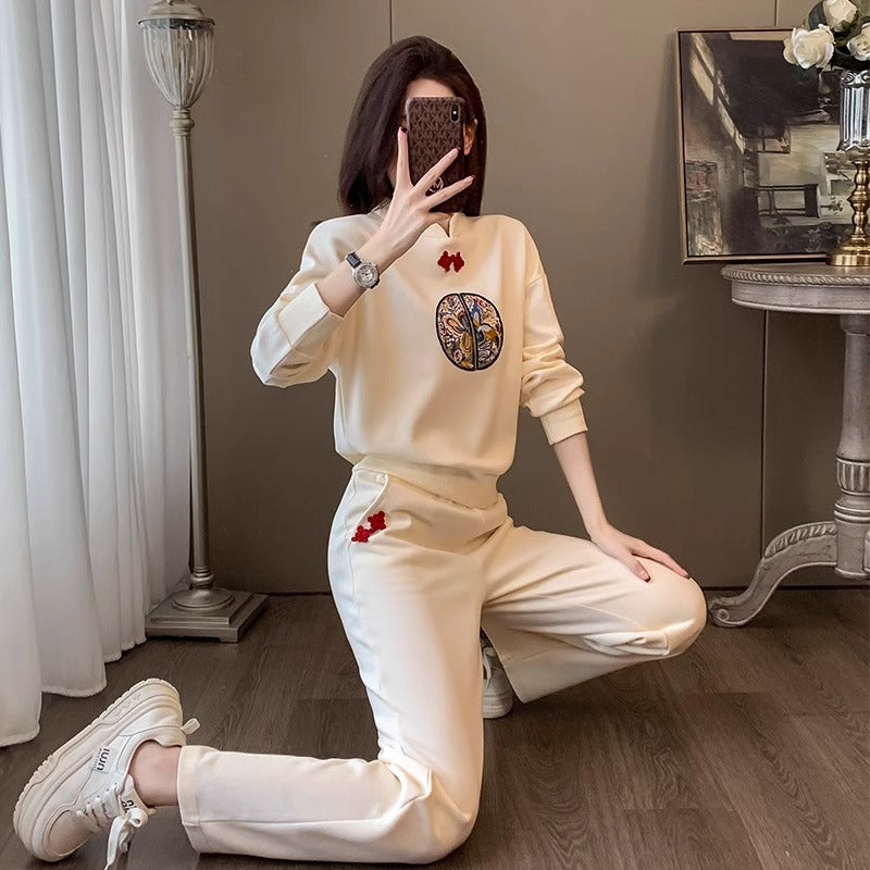 2024 Spring New Retro Chinese Style Sportswear Set for Women – Stylish & Youthful Hoodie & Wide-Legged Pants Two-Piece Set