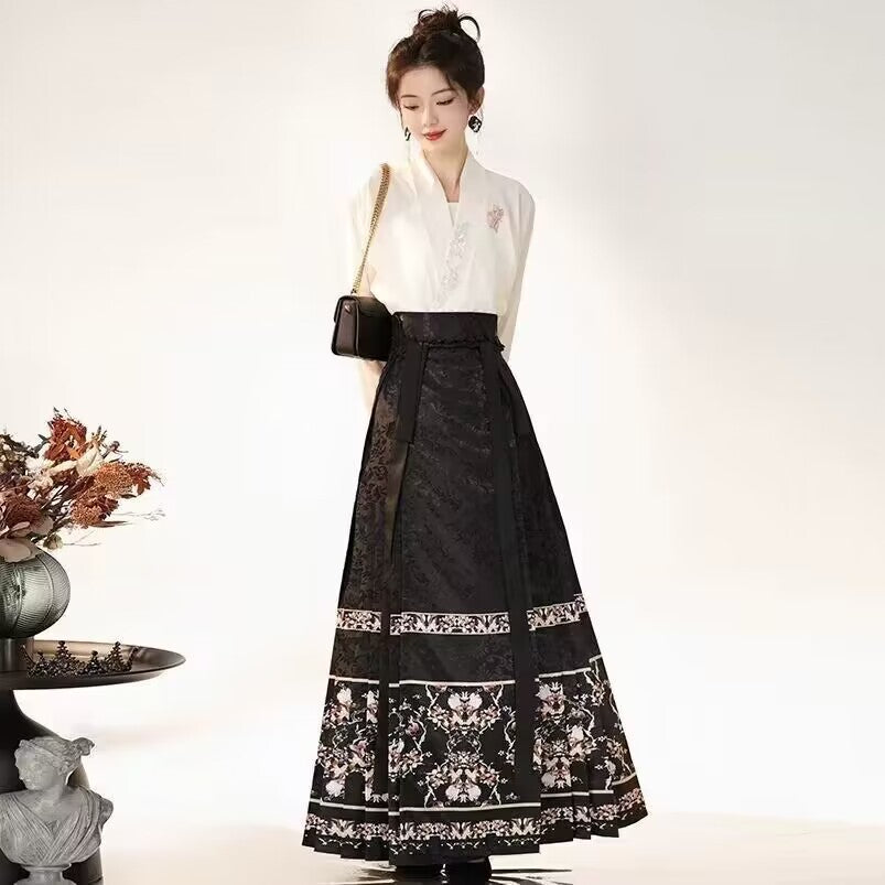 现代汉服风格 | 改良日常穿搭马褂裙搭配交领上衣 | 中式花卉设计