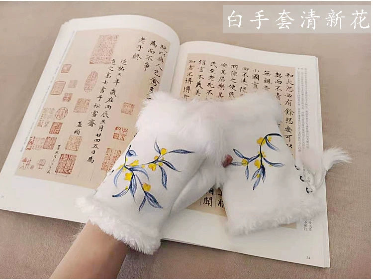 Guantes Qianqian de jade pintados a mano, de piel de conejo, cálidos, de medio dedo, hermosos guantes de invierno de estilo chino para mujer, edición de Navidad y Año Nuevo.
