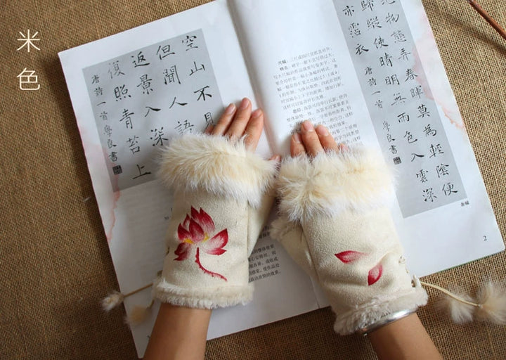 Guantes Qianqian de jade pintados a mano, de piel de conejo, cálidos, de medio dedo, hermosos guantes de invierno de estilo chino para mujer, edición de Navidad y Año Nuevo.