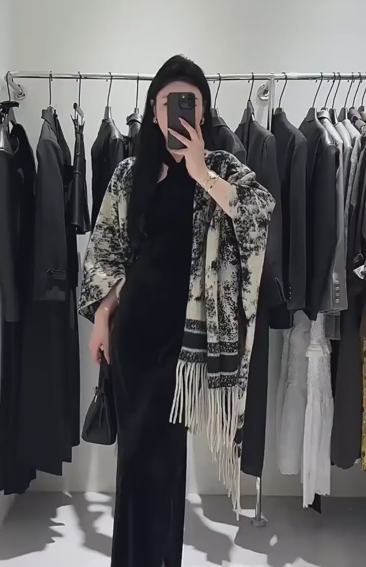 Spring Autumn Faux Cashmere Vintage Ink Painting Design Tassel Scarf – Unique, Chic, and Versatile Women’s Shawl