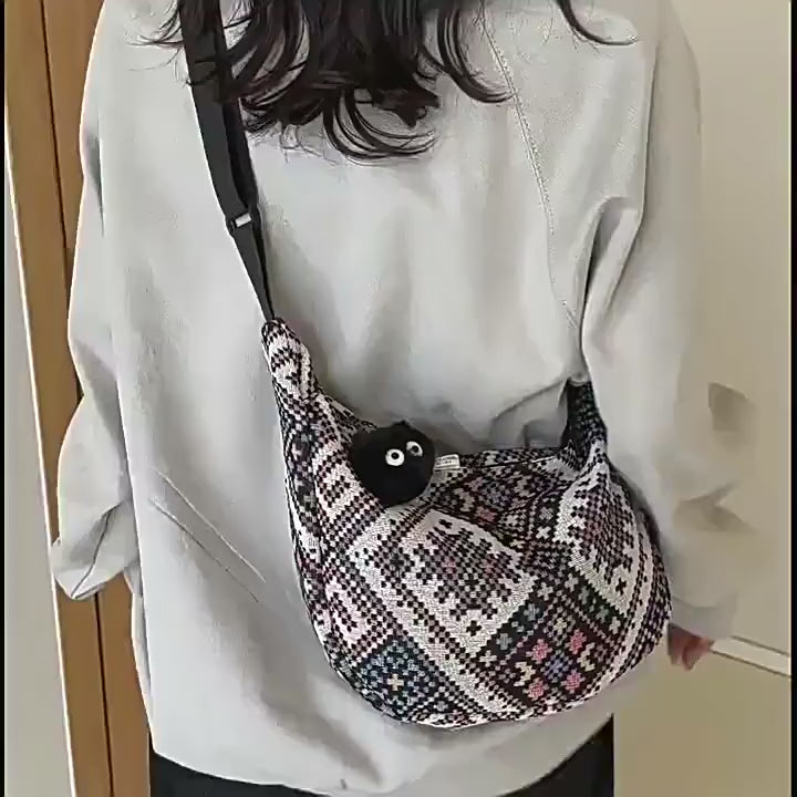 Chinese-Inspired Ethnic Style Dumpling Bag 2023 New Design with Colorful Pendant, Shoulder, and Crossbody Striped Tote