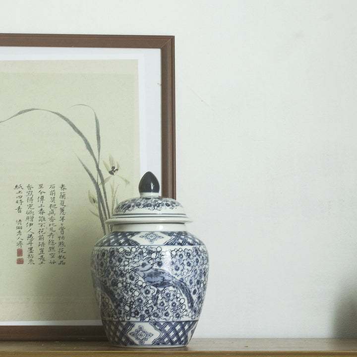 Jingdezhen ceramic vase, blue and white porcelain, Chinese peony, vintage porcelain, antique peony flower ware, living room flower arrangement ornaments