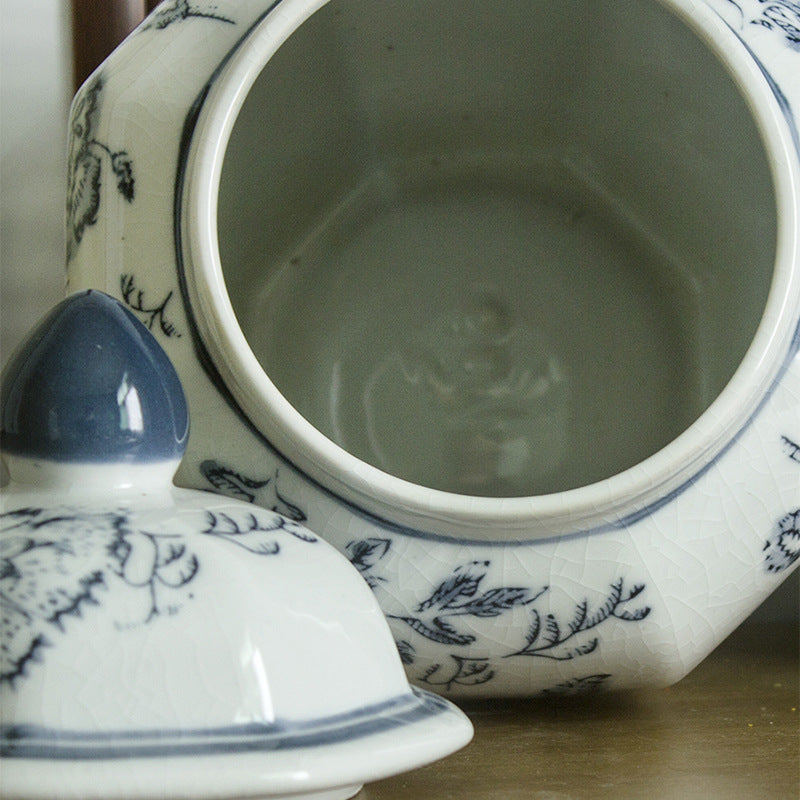 Jingdezhen ceramic vase, blue and white porcelain, Chinese peony, vintage porcelain, antique peony flower ware, living room flower arrangement ornaments