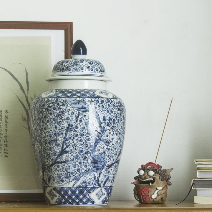 Jingdezhen ceramic vase, blue and white porcelain, Chinese peony, vintage porcelain, antique peony flower ware, living room flower arrangement ornaments